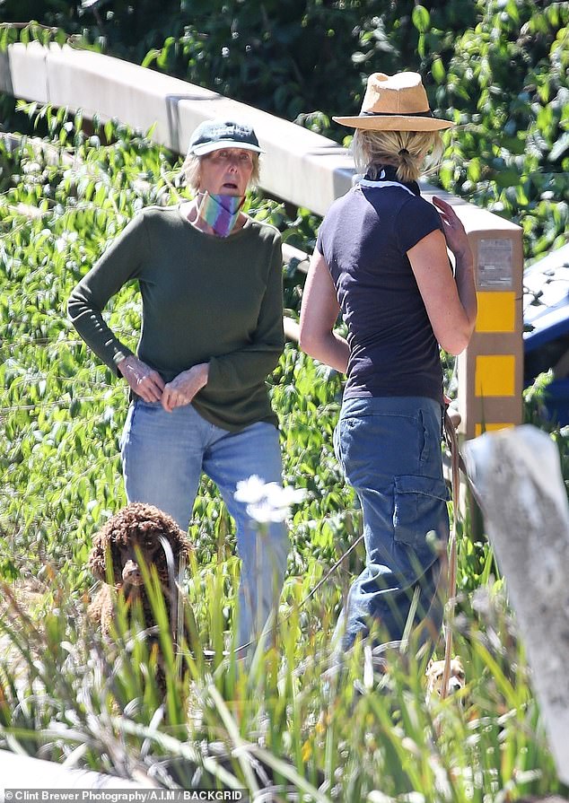 Shooting the breeze: Portia and her mom chat on the sunny day in the natural settings