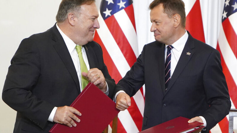 U.S., Poland sign defense cooperation deal