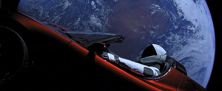 Tesla Roadster and Starman first approach Mars