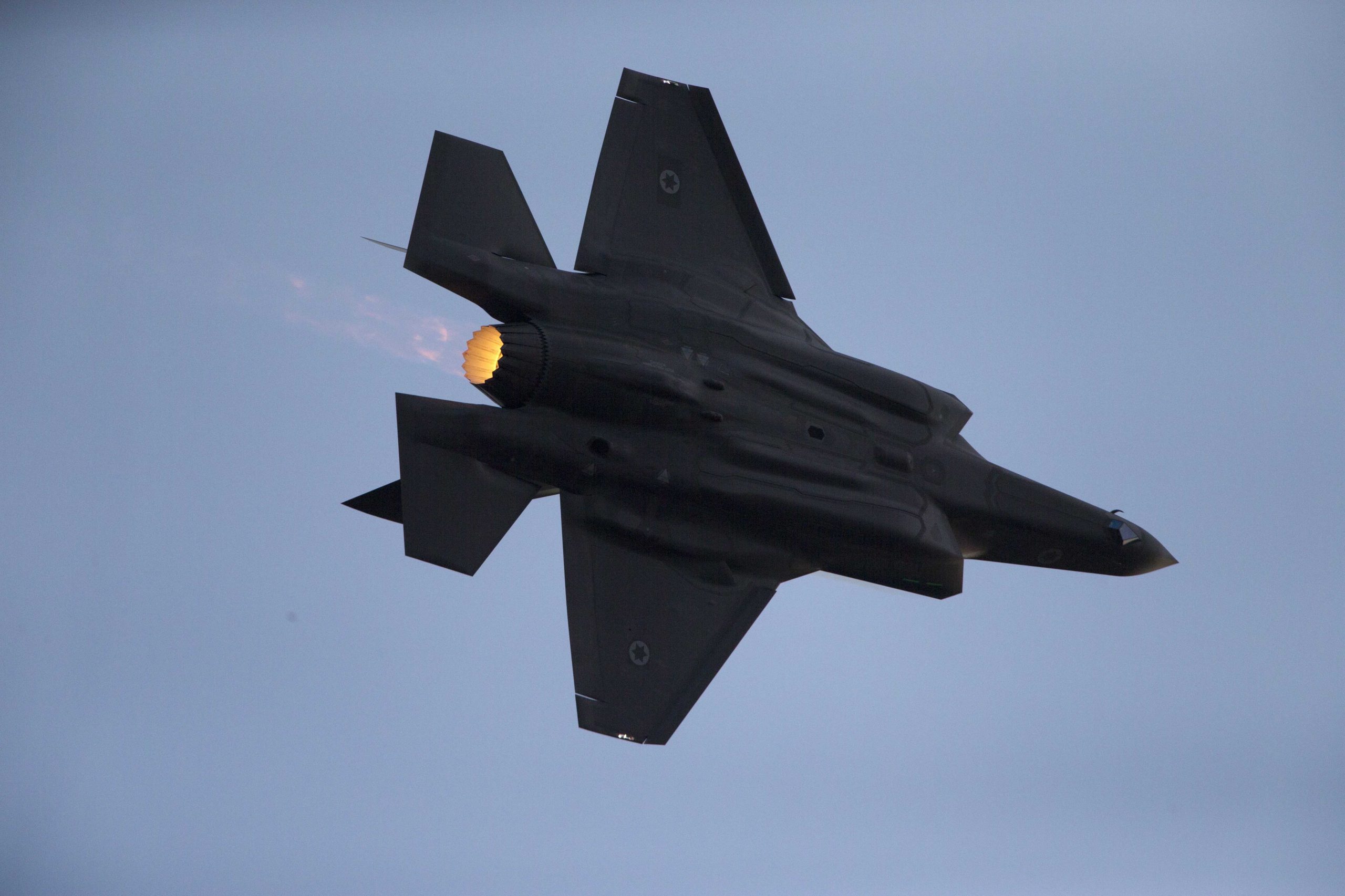 The United States plans to sell 50 F-35 combat aircraft to the UAE following an agreement with Israel

