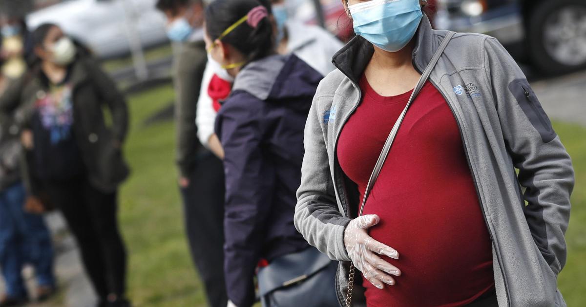 UK urges pregnant women to vaccinate against delta variant