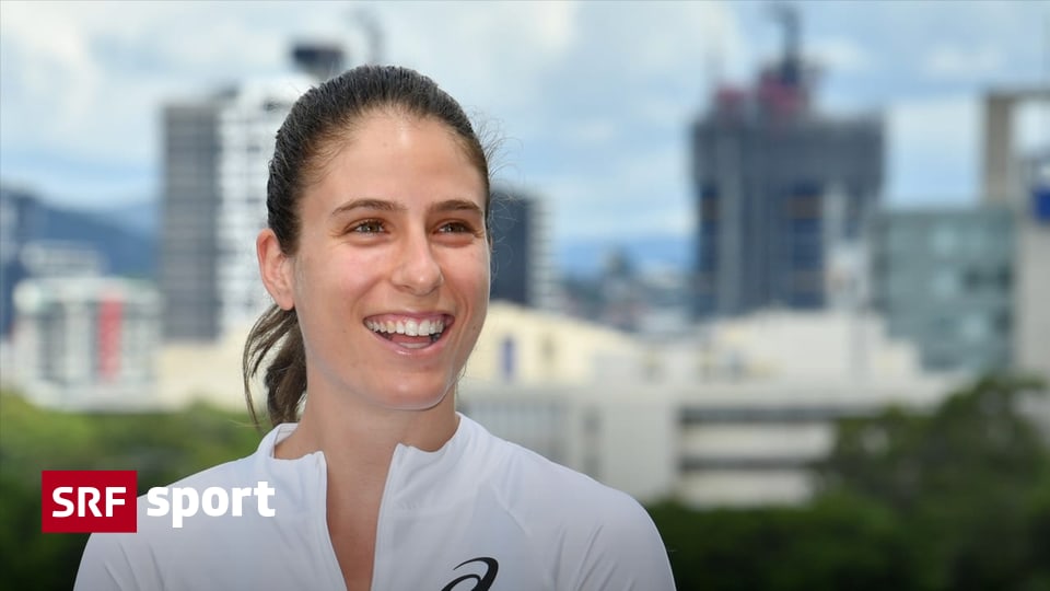 The news of the tennis contact ended her sports career