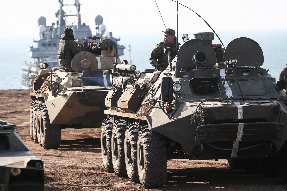 Russia withdraws part of its forces from the Ukrainian border